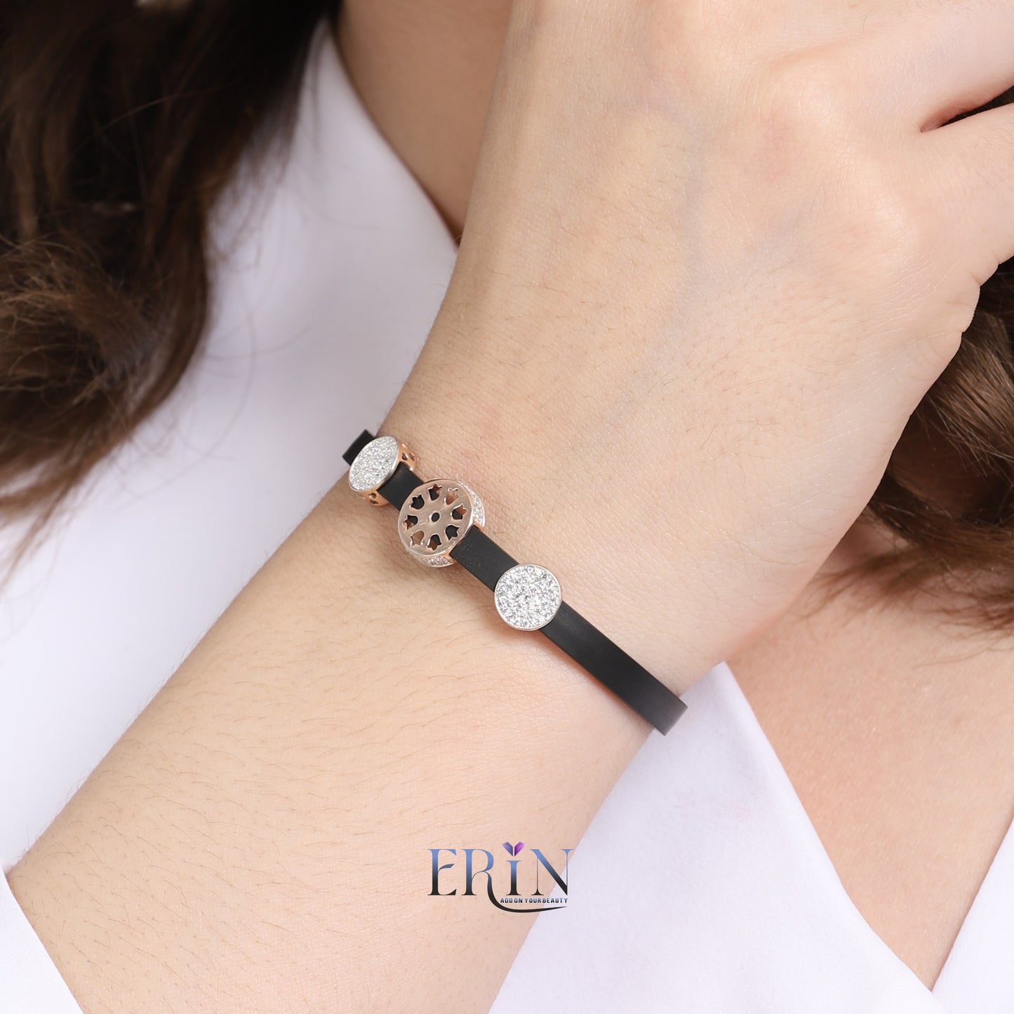 Beautiful Design Silver Silicon Belt Bracelet For all