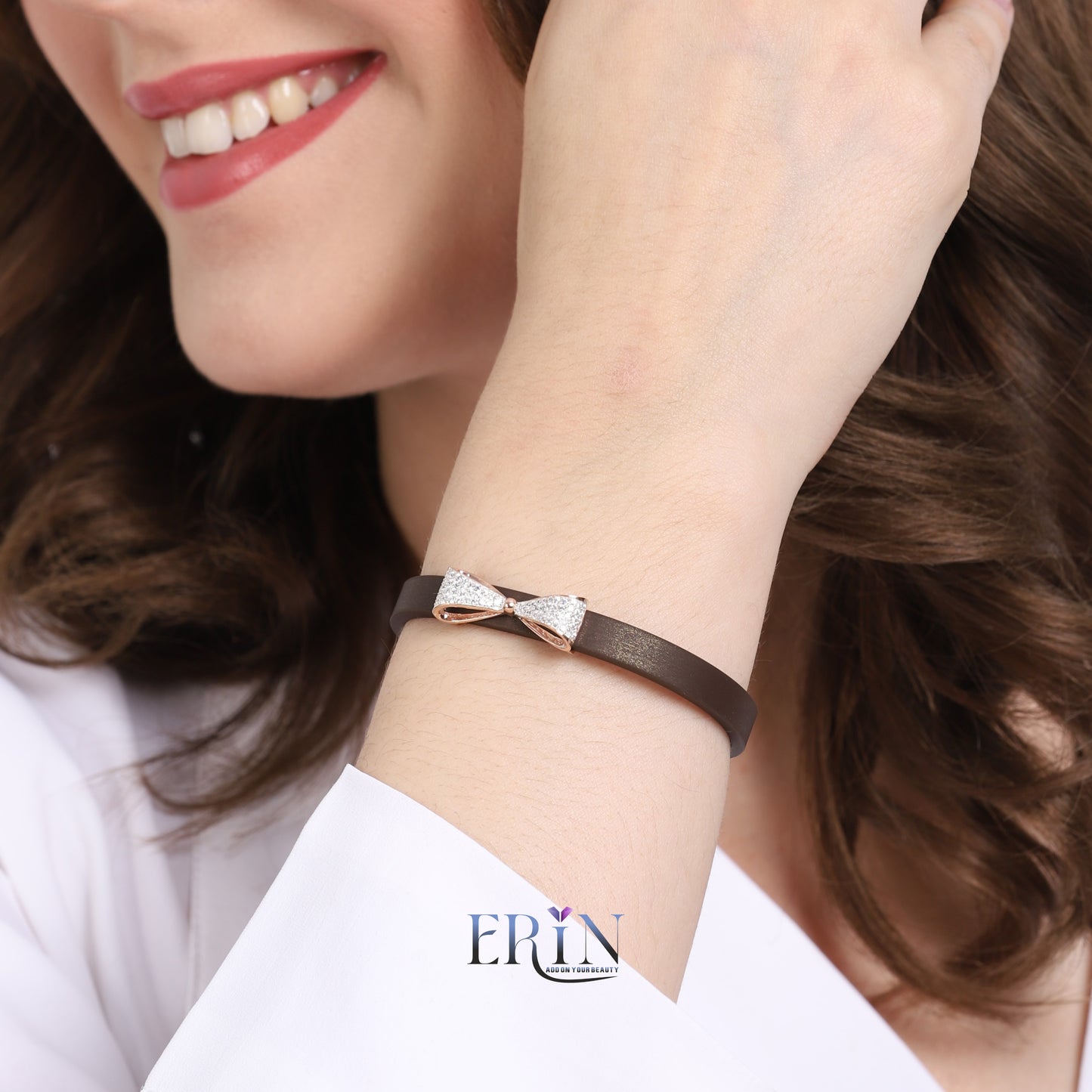 Beautiful Design Silver Silicon Belt Bracelet For all