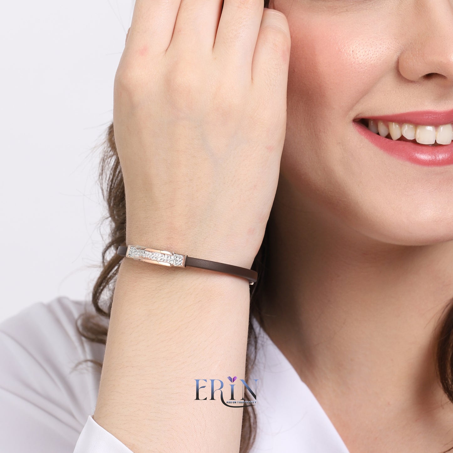 Beautiful Design Silver Silicon Belt Bracelet For all