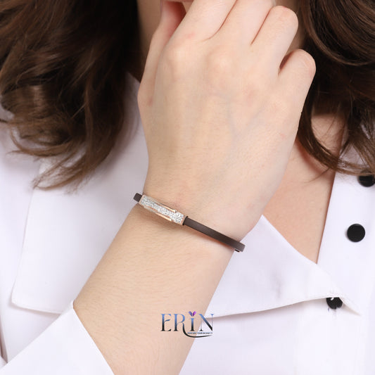 Beautiful Design Silver Silicon Belt Bracelet For all