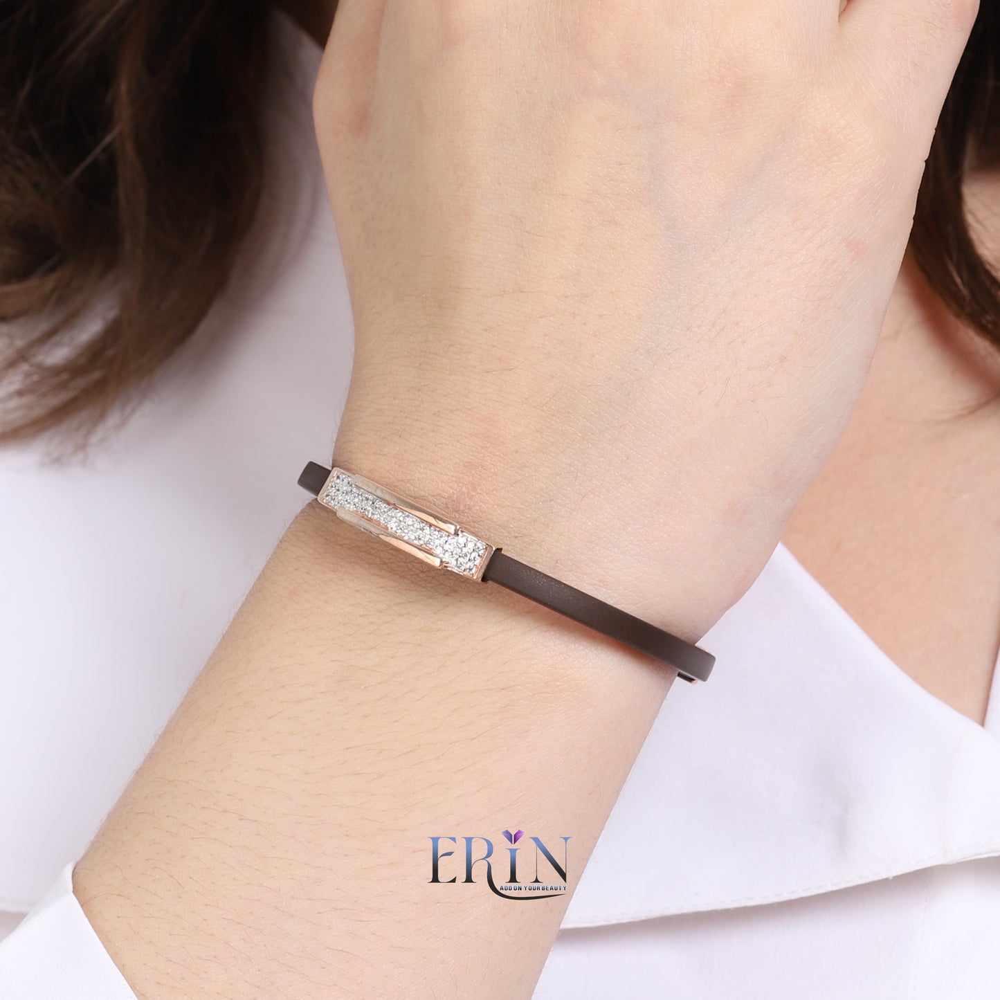 Beautiful Design Silver Silicon Belt Bracelet For all