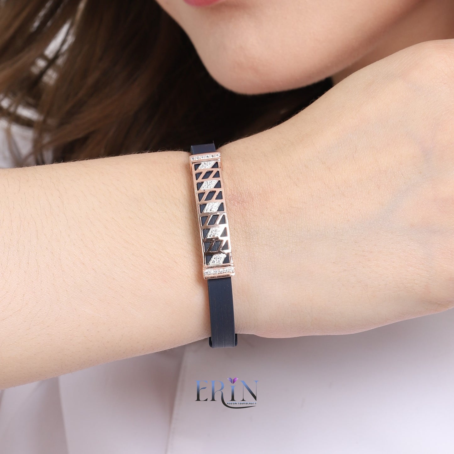 Beautiful Design Silver Silicon Belt Bracelet For all